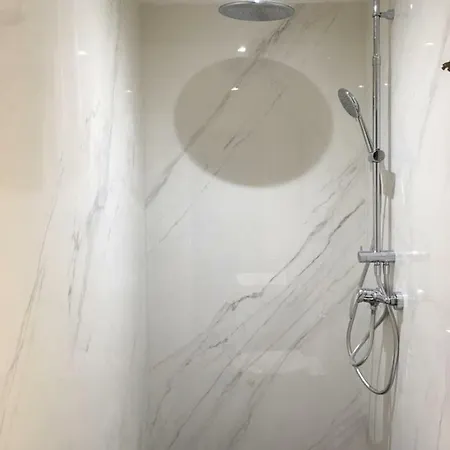 Cosy A 10 Metres Du Port De Апартаменты *