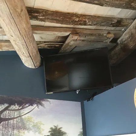 Cosy A 10 Metres Du Port De * Каси